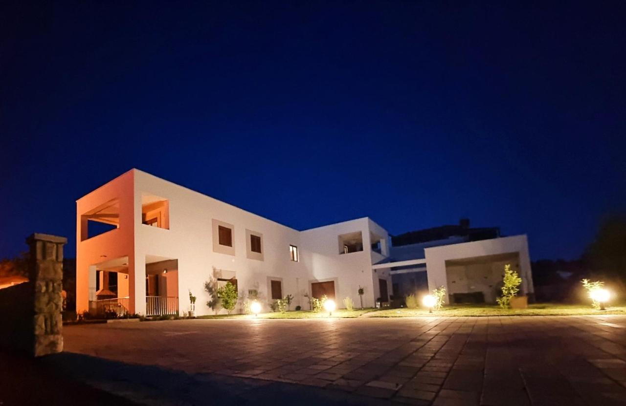 Apartments Leticia Vrsi Ngoại thất bức ảnh