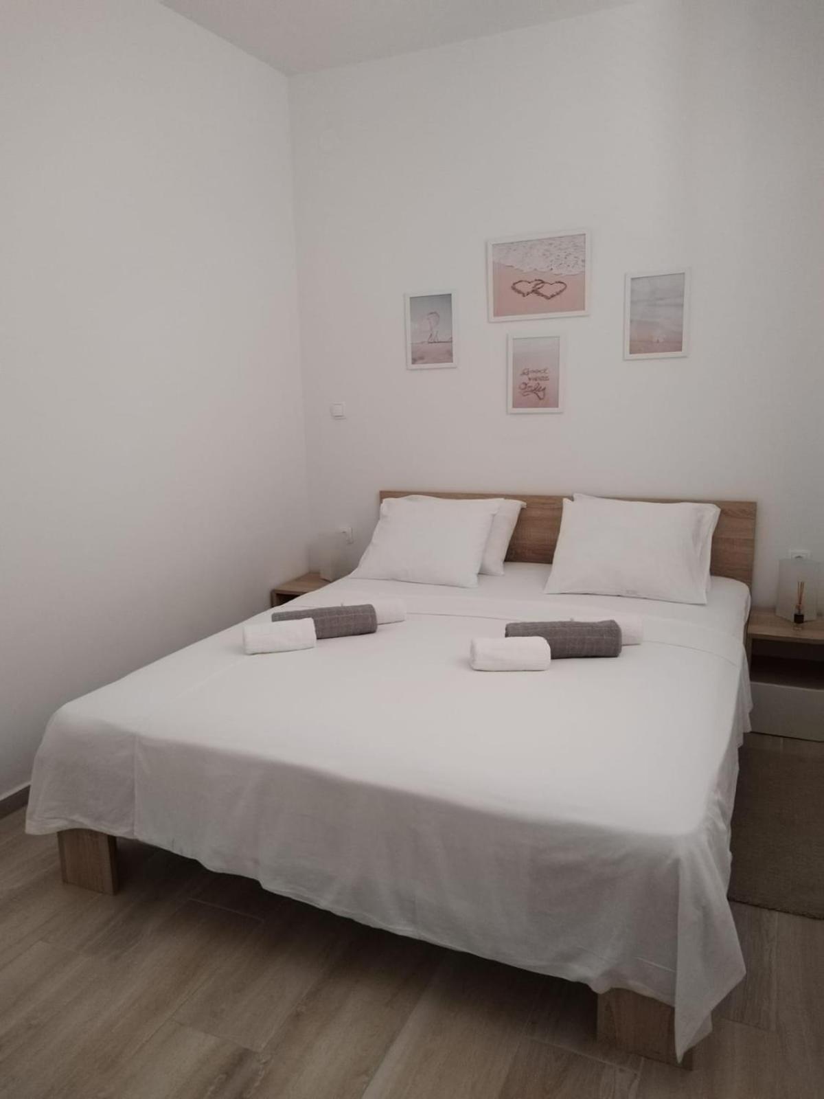 Apartments Leticia Vrsi Phòng bức ảnh